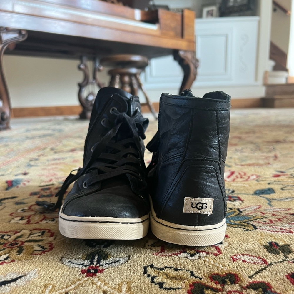 Women’s Ugg Sneakers